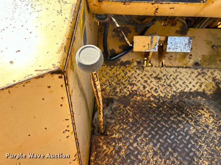 image for item NR9403 1978 Massey Ferguson MF 6500  forklift