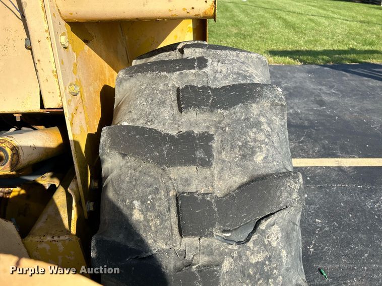 image for item NR9403 1978 Massey Ferguson MF 6500  forklift