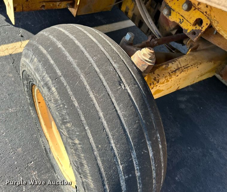 image for item NR9403 1978 Massey Ferguson MF 6500  forklift