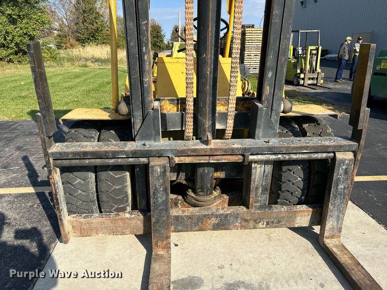 image for item NR9404 Hyster H120B  forklift