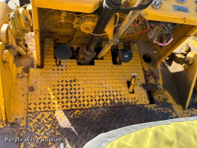 image for item NR9404 Hyster H120B  forklift