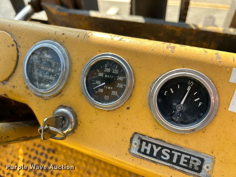 image for item NR9404 Hyster H120B  forklift