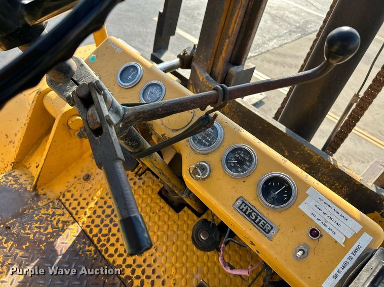 image for item NR9404 Hyster H120B  forklift