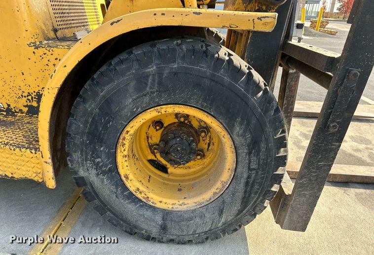 image for item NR9404 Hyster H120B  forklift