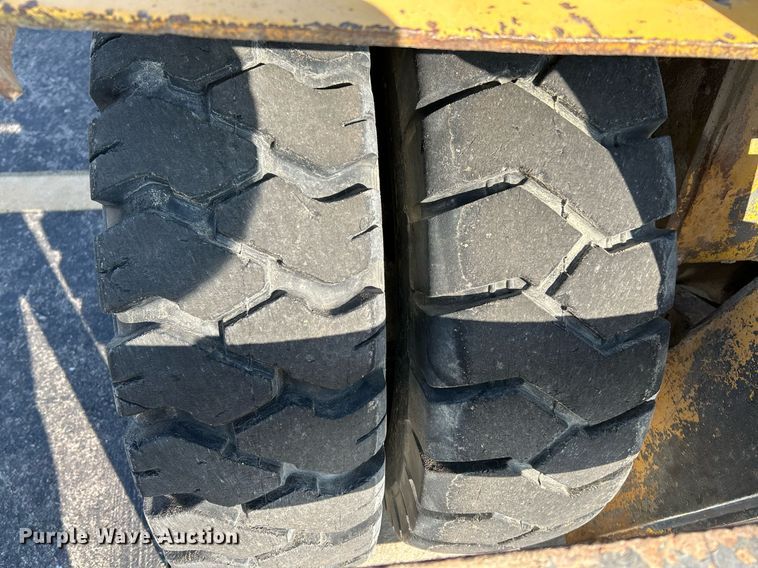 image for item NR9404 Hyster H120B  forklift