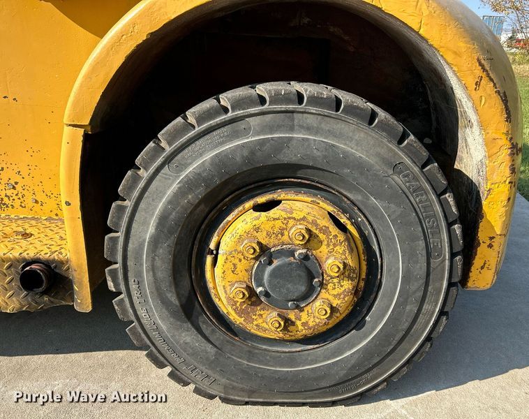 image for item NR9404 Hyster H120B  forklift