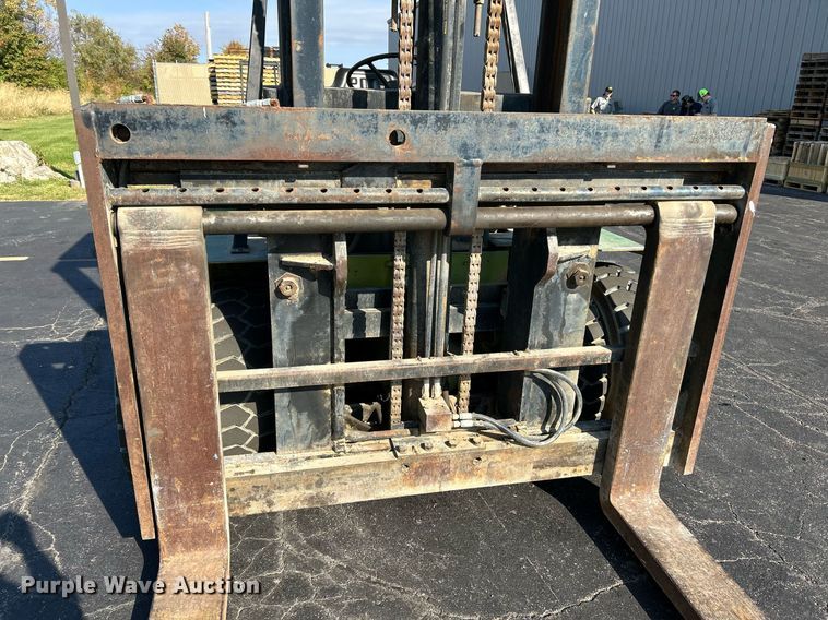 image for item NR9405 Clark C500Y 135  forklift