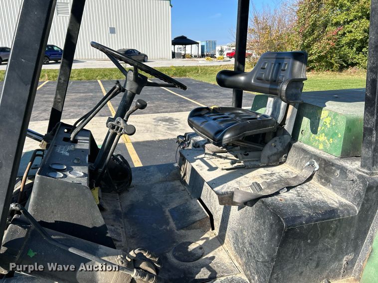 image for item NR9405 Clark C500Y 135  forklift