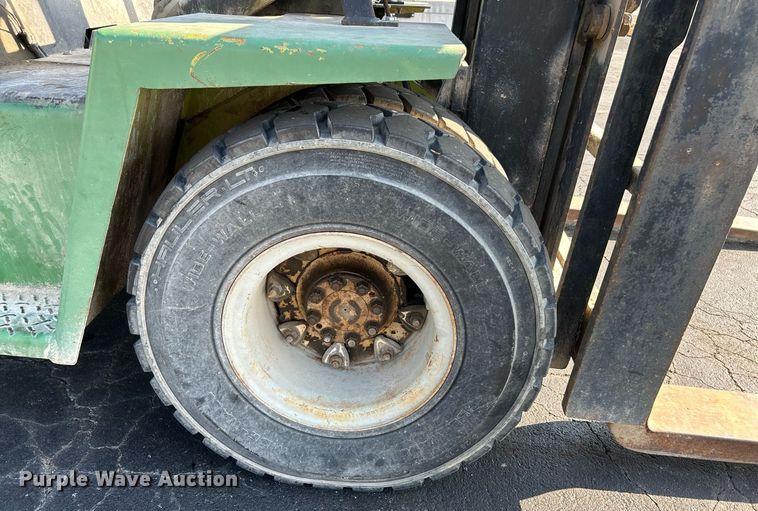 image for item NR9405 Clark C500Y 135  forklift