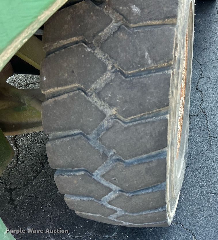 image for item NR9405 Clark C500Y 135  forklift