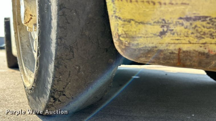 image for item NR9406 Clark C500-40  forklift