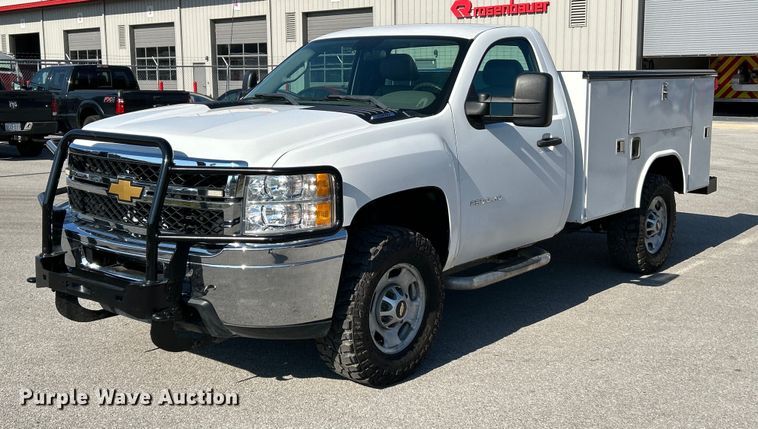 image for item NR9407 2012 Chevrolet Silverado 2500 HD  utility bed pickup truck
