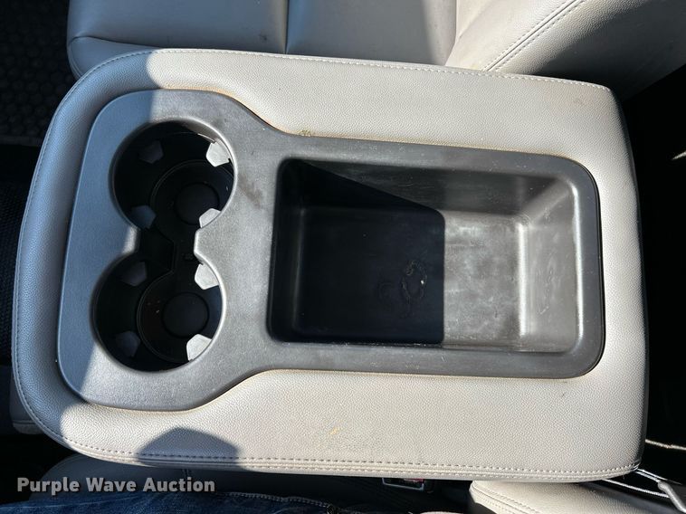 image for item NR9407 2012 Chevrolet Silverado 2500 HD  utility bed pickup truck