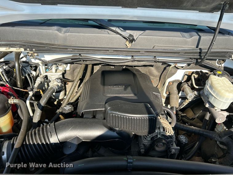 image for item NR9407 2012 Chevrolet Silverado 2500 HD  utility bed pickup truck