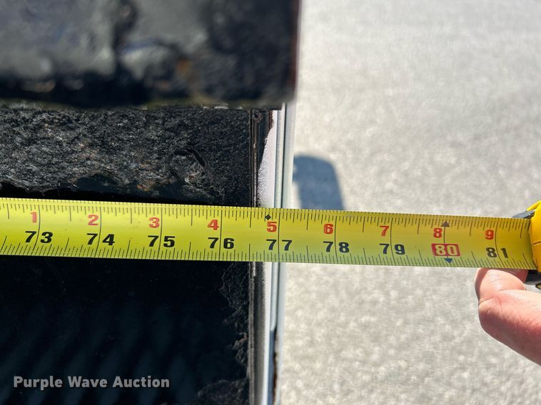 image for item NR9407 2012 Chevrolet Silverado 2500 HD  utility bed pickup truck