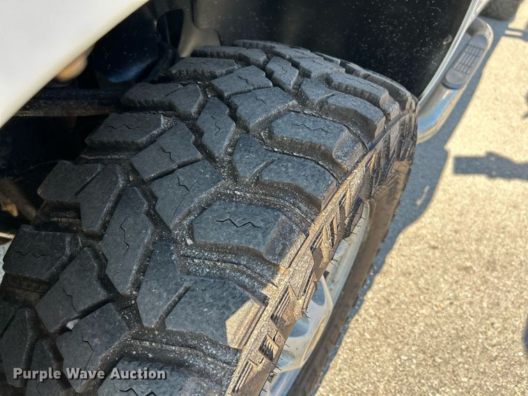 image for item NR9407 2012 Chevrolet Silverado 2500 HD  utility bed pickup truck