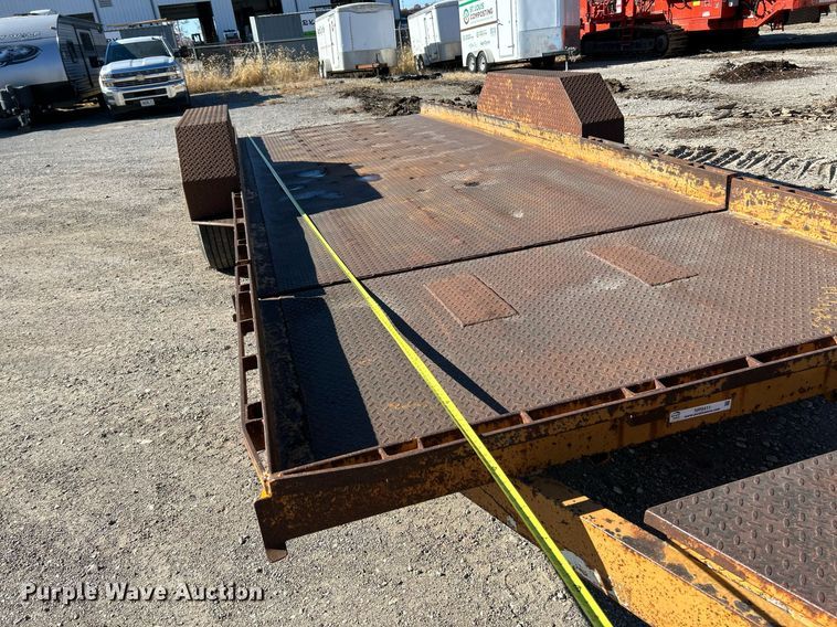 image for item NR9411 1999 Imperial  tilt deck equipment trailer