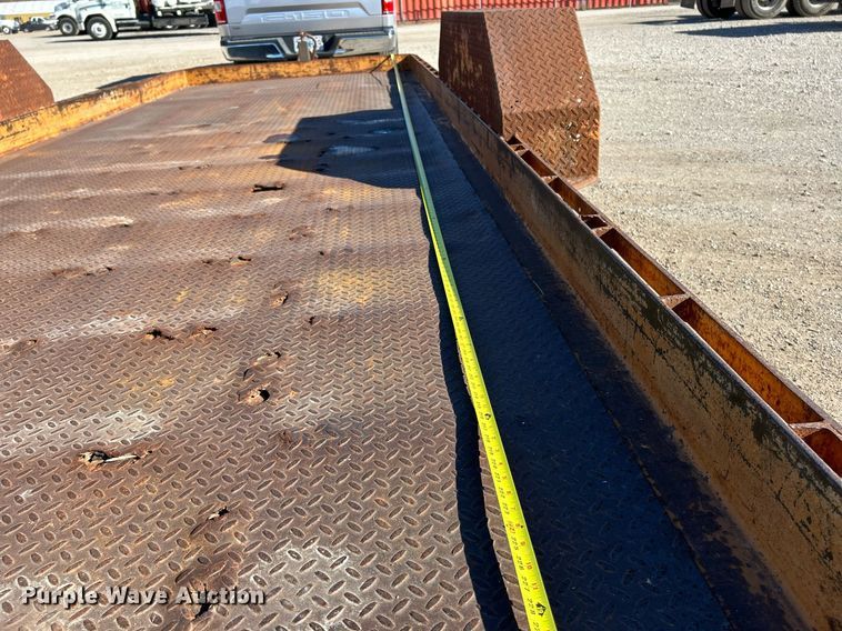 image for item NR9411 1999 Imperial  tilt deck equipment trailer