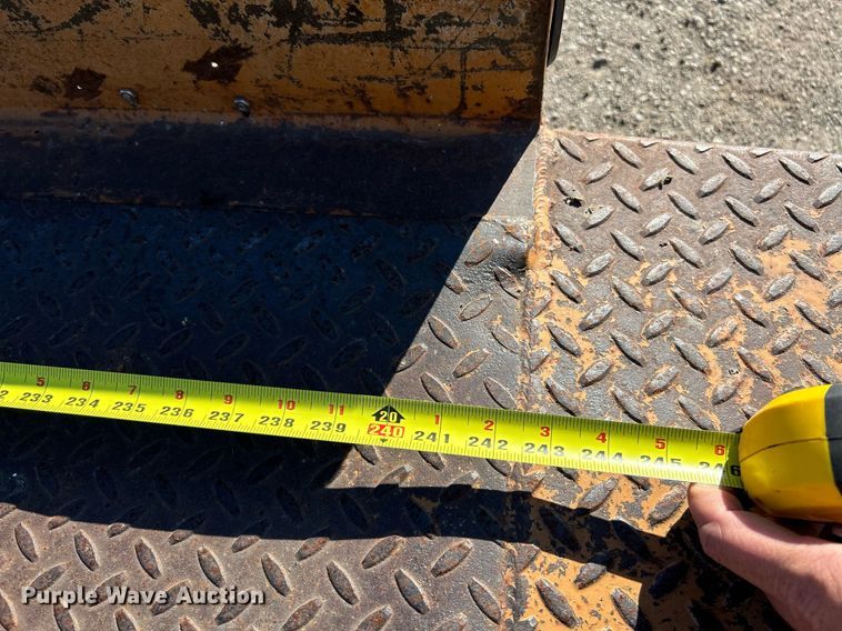 image for item NR9411 1999 Imperial  tilt deck equipment trailer