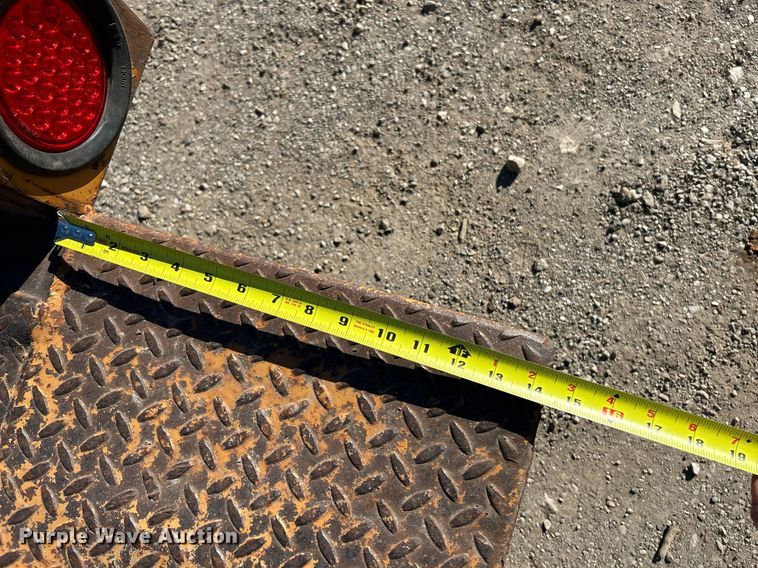 image for item NR9411 1999 Imperial  tilt deck equipment trailer