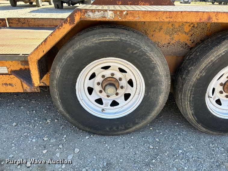 image for item NR9411 1999 Imperial  tilt deck equipment trailer