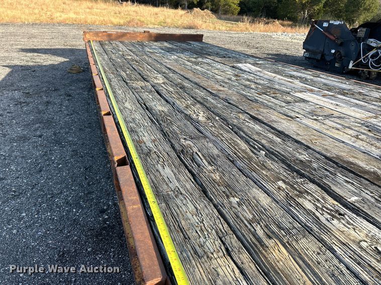 image for item NR9422 1983 Brooks Brothers OW  equipment trailer