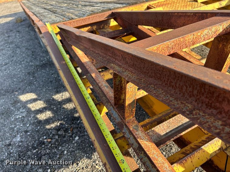 image for item NR9422 1983 Brooks Brothers OW  equipment trailer