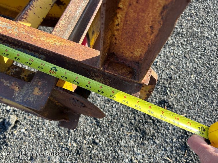 image for item NR9422 1983 Brooks Brothers OW  equipment trailer