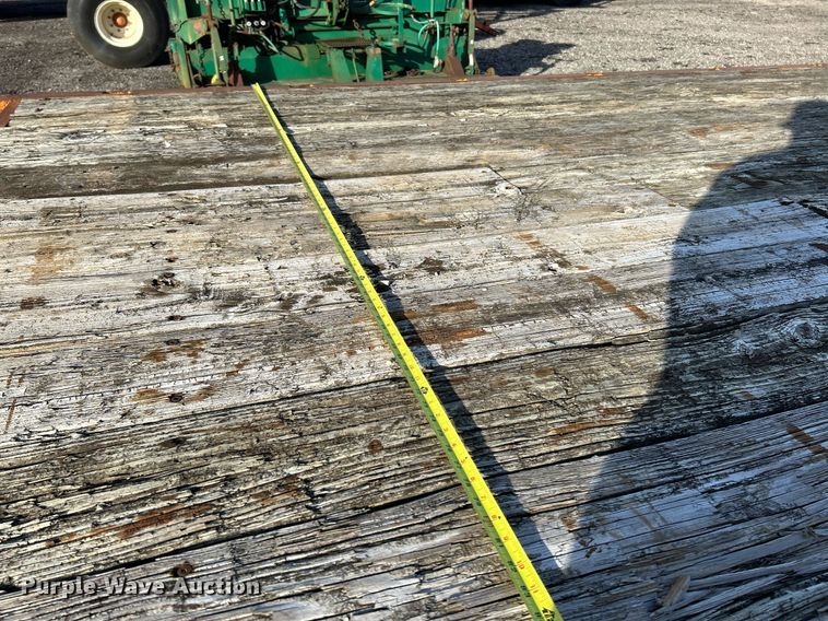 image for item NR9422 1983 Brooks Brothers OW  equipment trailer