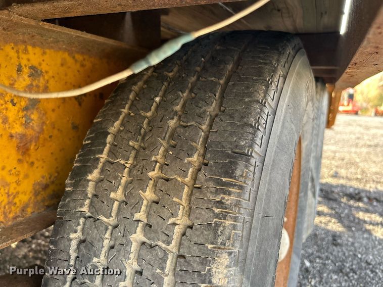 image for item NR9422 1983 Brooks Brothers OW  equipment trailer