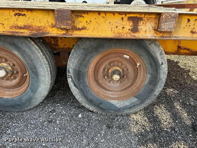 image for item NR9422 1983 Brooks Brothers OW  equipment trailer