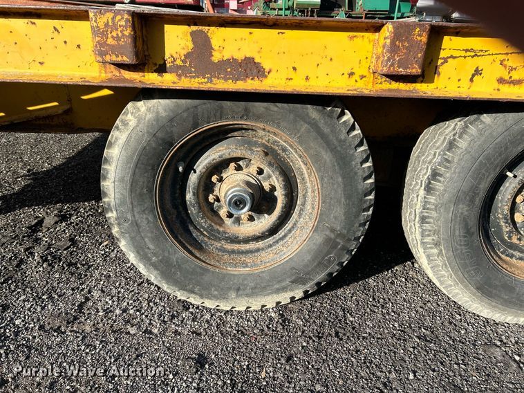 image for item NR9422 1983 Brooks Brothers OW  equipment trailer