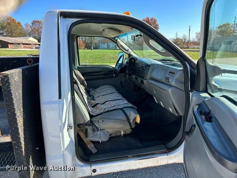 image for item NR9423 2007 Ford F550 Super Duty XL  utility / service truck