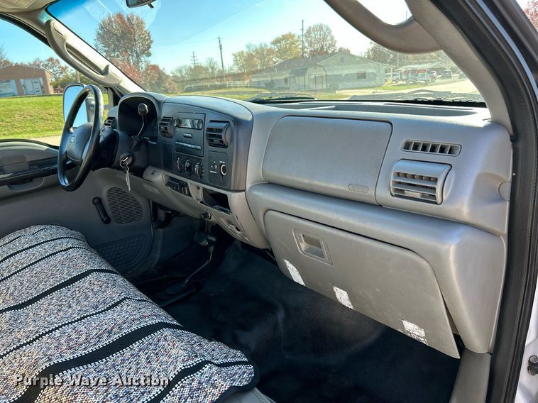 image for item NR9423 2007 Ford F550 Super Duty XL  utility / service truck