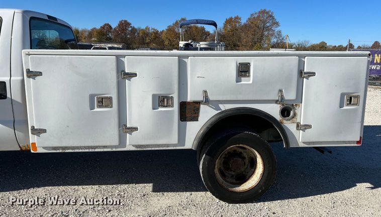 image for item NR9423 2007 Ford F550 Super Duty XL  utility / service truck
