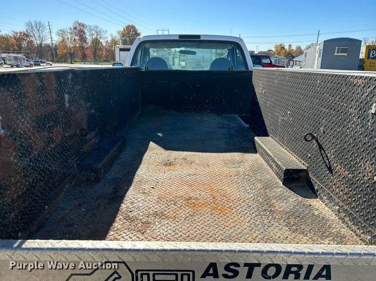 image for item NR9423 2007 Ford F550 Super Duty XL  utility / service truck