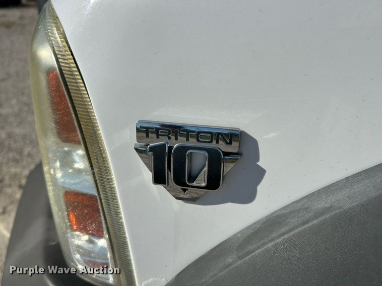 image for item NR9423 2007 Ford F550 Super Duty XL  utility / service truck