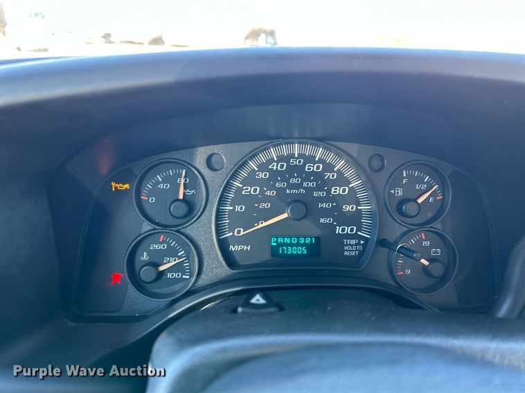 image for item NR9424 2007 Chevrolet Express 3500  box truck