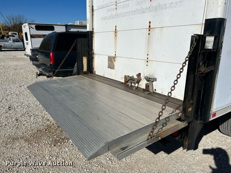 image for item NR9424 2007 Chevrolet Express 3500  box truck