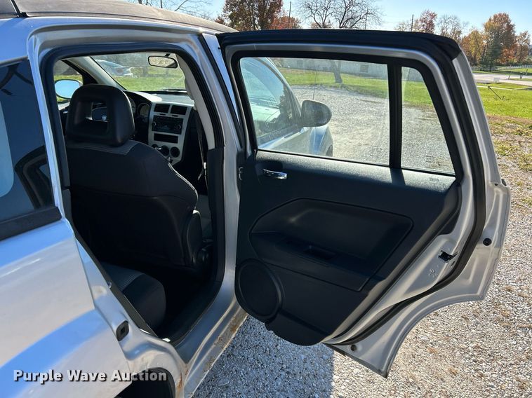 image for item NR9425 2009 Dodge Caliber SXT