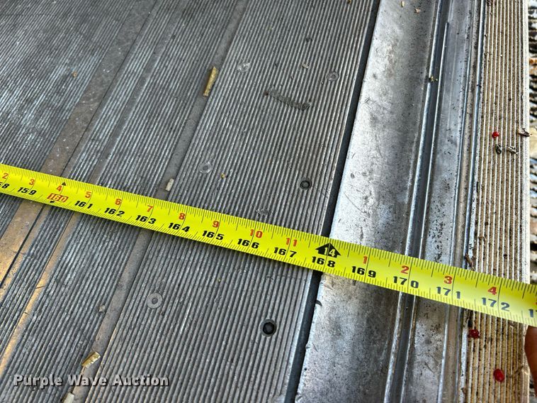 image for item NR9428 2005 Freightliner MT45  delivery truck