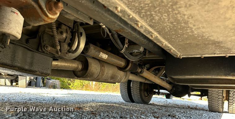 image for item NR9428 2005 Freightliner MT45  delivery truck