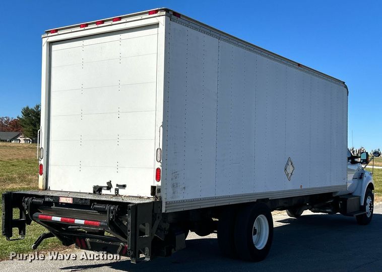 image for item NR9429 2019 Ford F650 Super Duty  box truck
