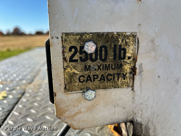 image for item NR9429 2019 Ford F650 Super Duty  box truck