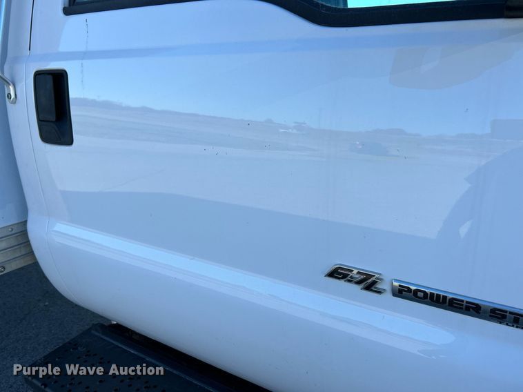 image for item NR9429 2019 Ford F650 Super Duty  box truck