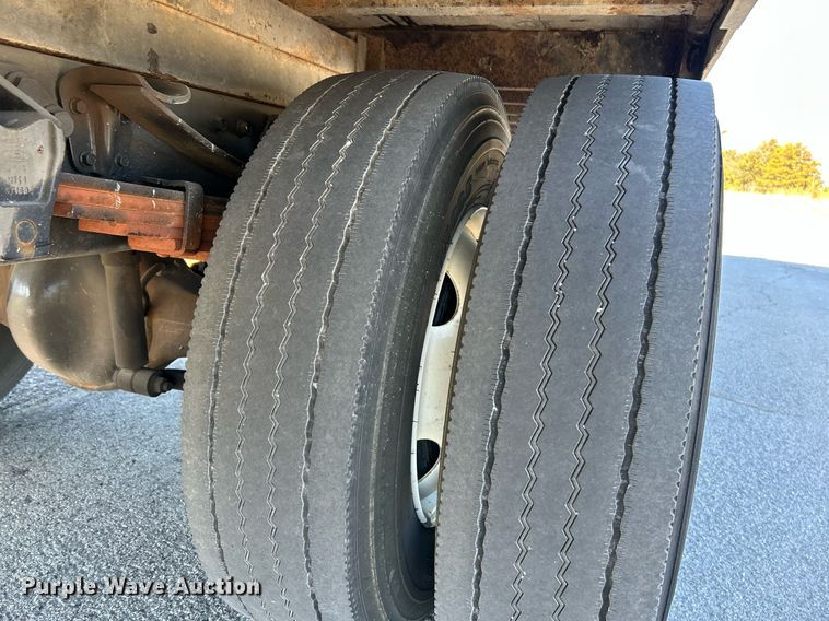 image for item NR9429 2019 Ford F650 Super Duty  box truck