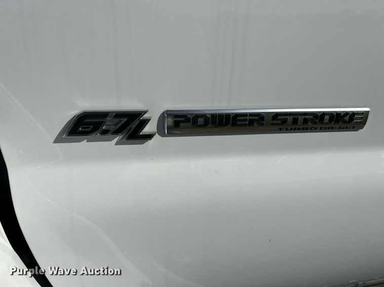 image for item NR9429 2019 Ford F650 Super Duty  box truck