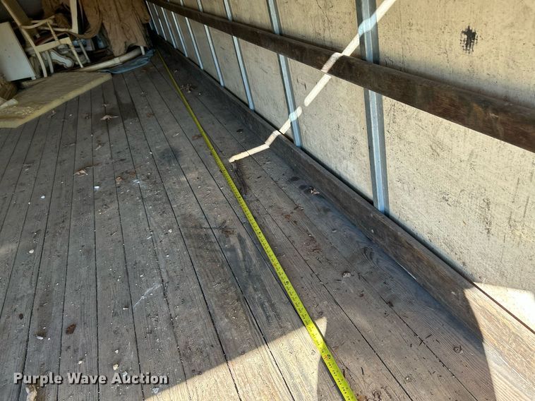 image for item NR9430 2004 Chevrolet C6500  box truck