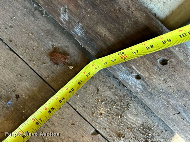 image for item NR9430 2004 Chevrolet C6500  box truck