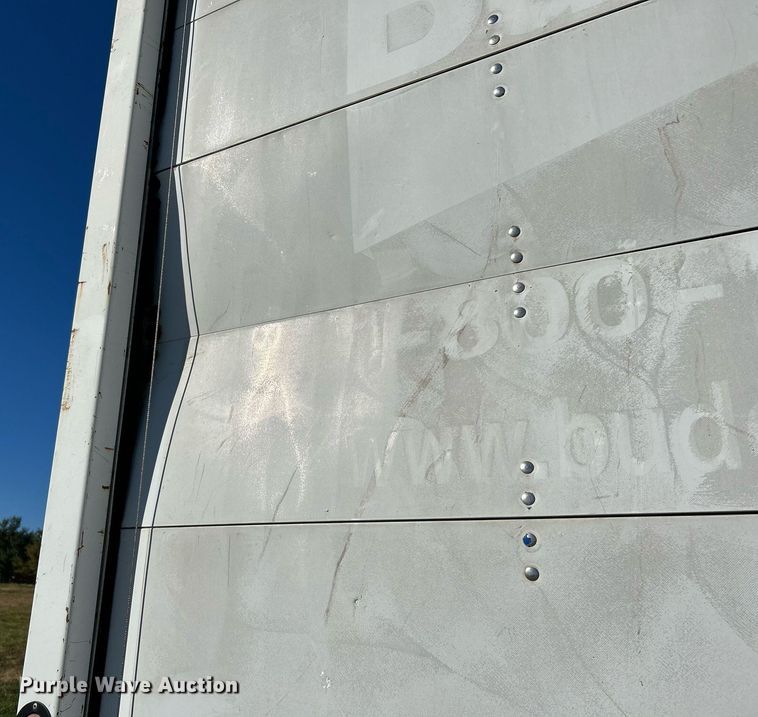 image for item NR9430 2004 Chevrolet C6500  box truck